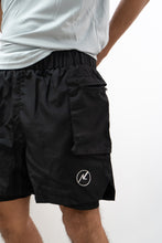 Cargar imagen en el visor de la galería, Black Cargo Short
