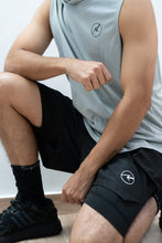 Cargar imagen en el visor de la galería, Black Cargo Short
